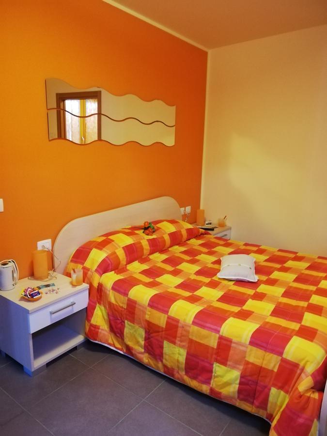 B&B Notte E Di Monasterolo del Castello ภายนอก รูปภาพ